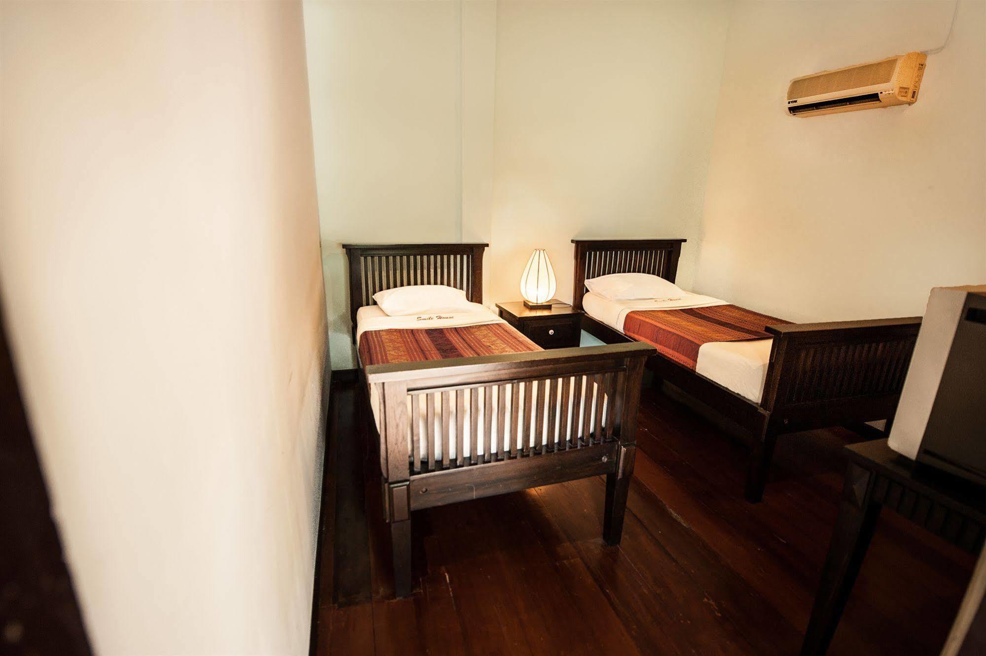 Smile House Boutique Hotel Csiangmaj Kültér fotó