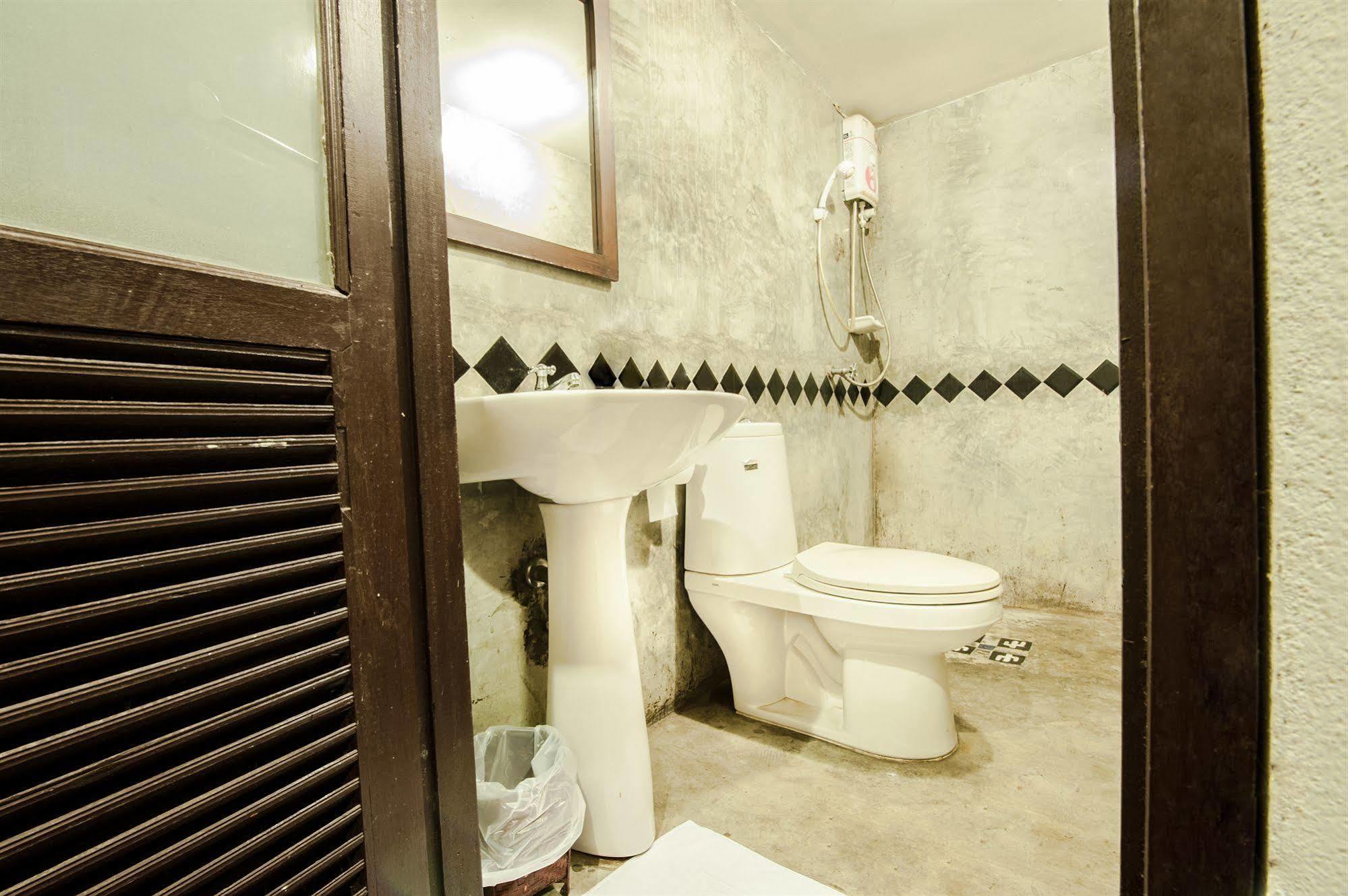 Smile House Boutique Hotel Csiangmaj Kültér fotó